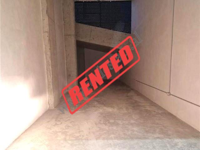 Warehouse for rent in Karl Gega Street, near Bulevardi i Ri, in Tirana, Albania.
It is positioned o Warehouse for rent in Karl Gega Street, near Bulevardi i Ri, in Tirana, Albania.
It is positioned o